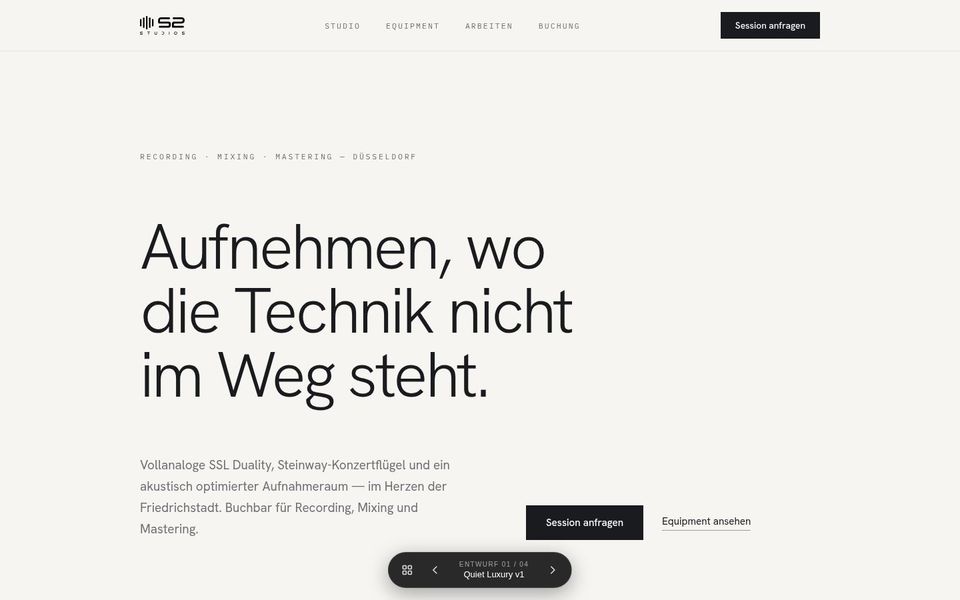 Vorschau Entwurf 1, Quiet Luxury v1: helle Startseite auf Beige, große ruhige Grotesk-Headline „Aufnehmen, wo die Technik nicht im Weg steht.“, viel Leerraum
